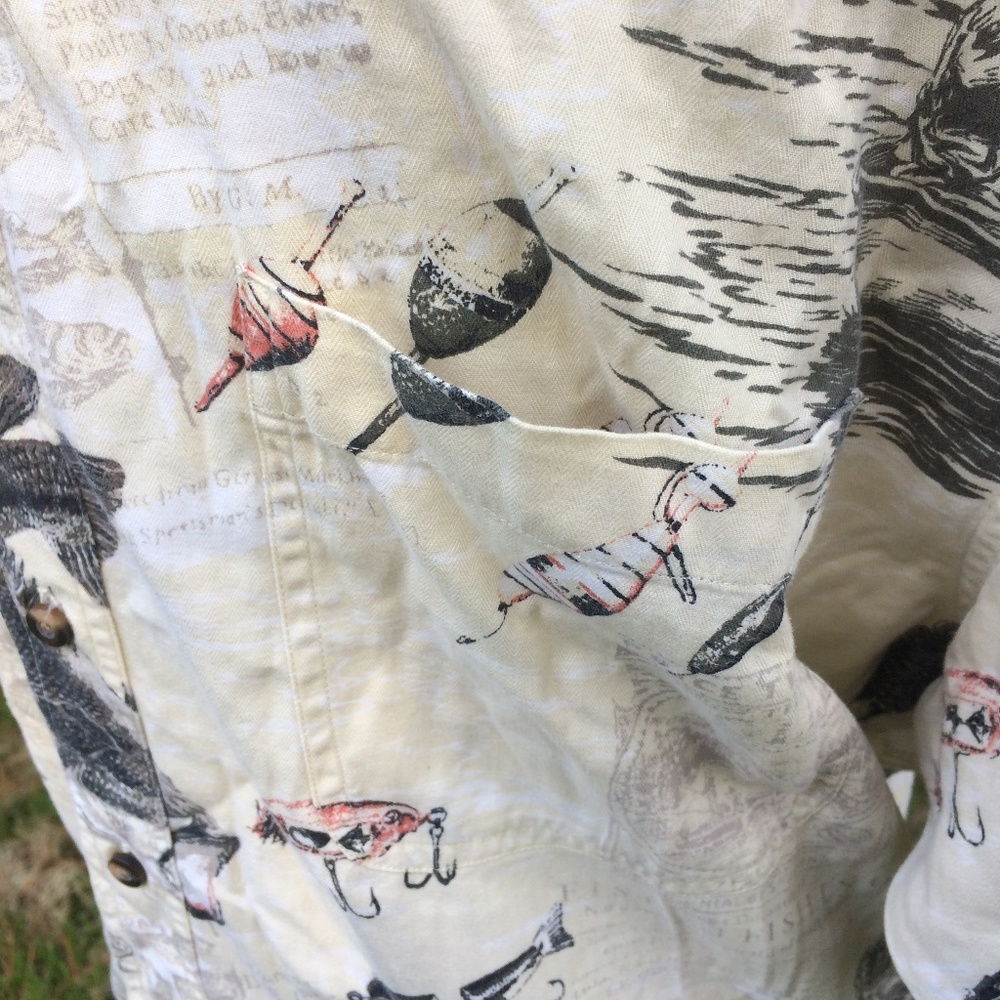Red Head Sz L Classic Fit  Fishing Lure Shirt - Picture 4 of 8